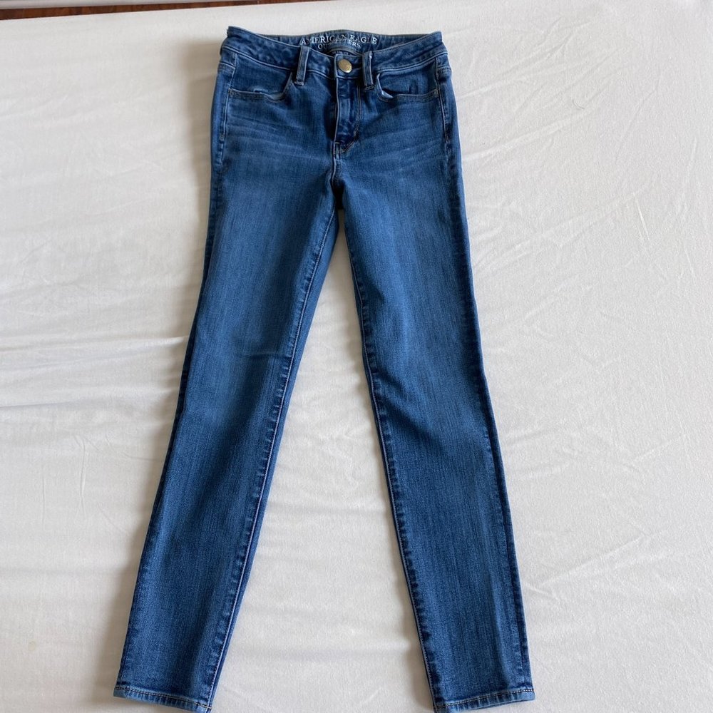 American Eagle Dark Wash High Waisted Jegging